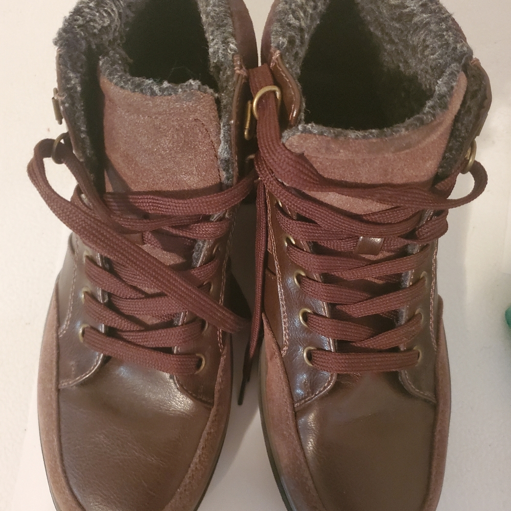 Spring shoe